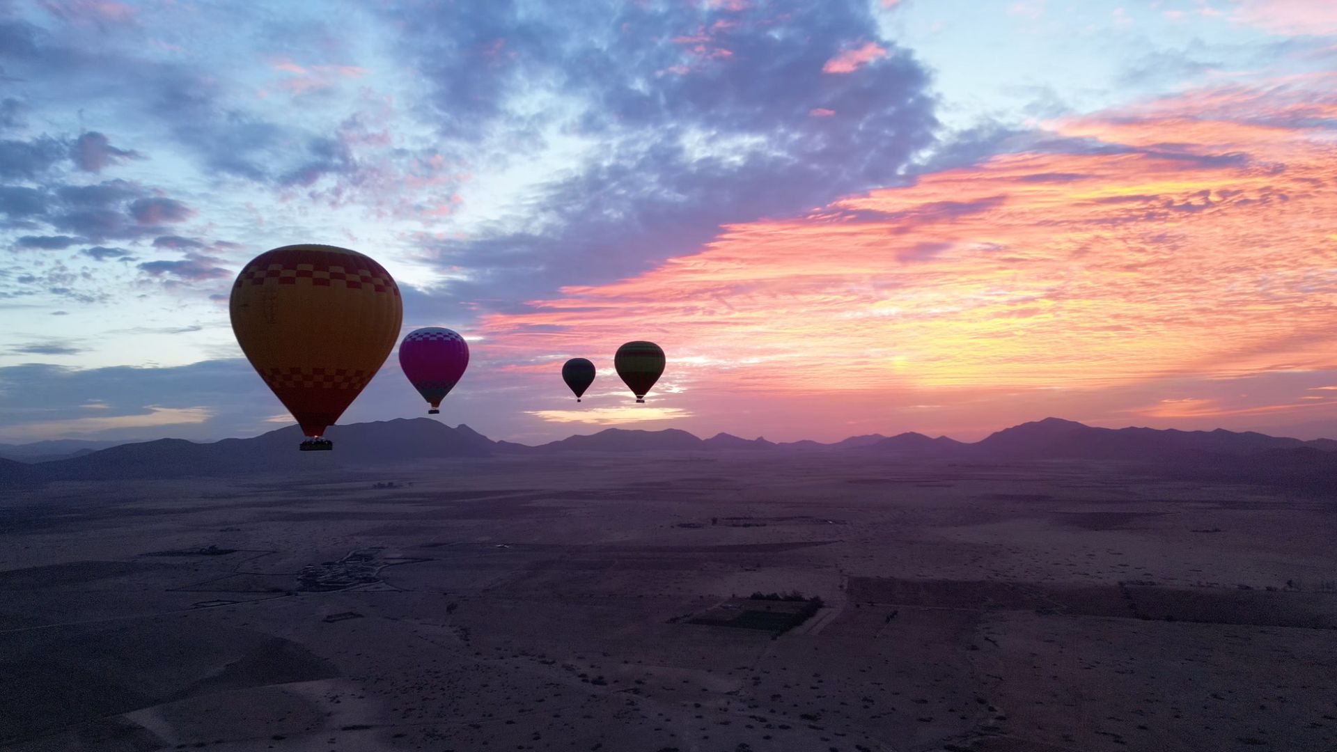 Top VIP Private Hot Air Balloon Flight – Luxury In-Flight Breakfast & Sunrise Views
