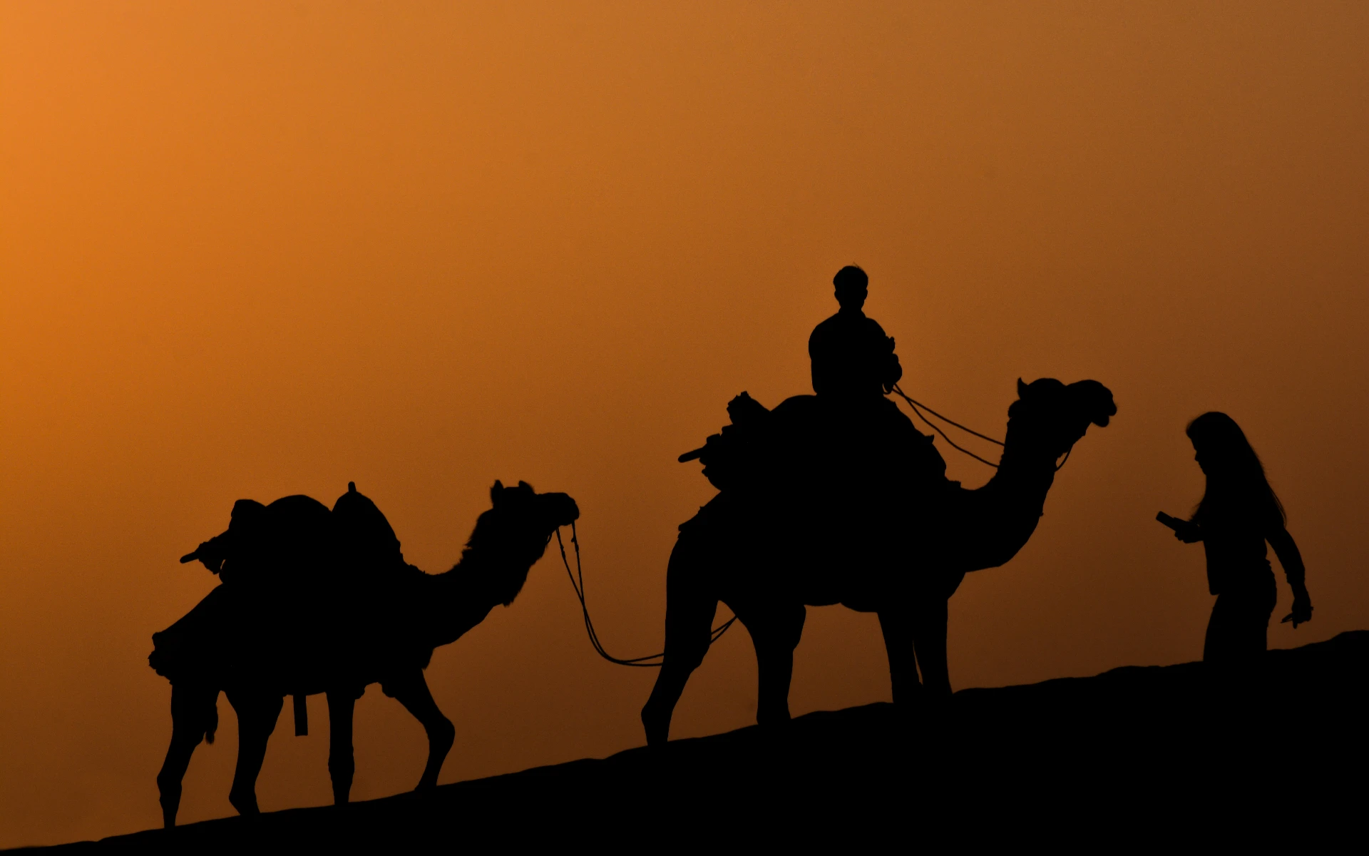 Shared Agafay Desert Camel Riding Adventure – 1-Hour Exploration: Sunset Ride & Cultural Experience